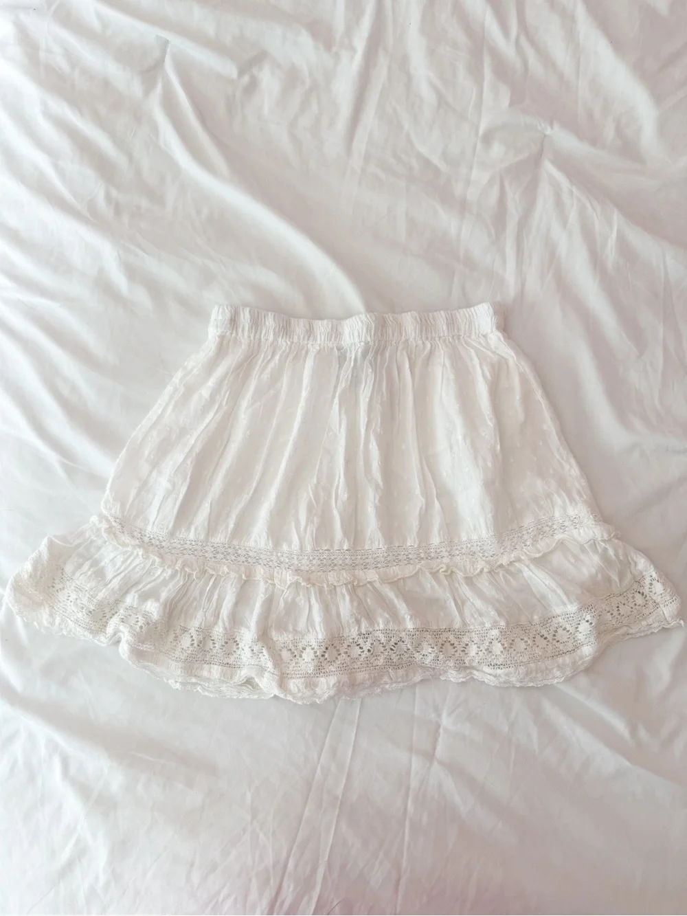 Angie White Embroidered Ruffle Skirt Size Small